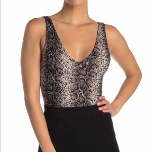 Socialite double v-neck snake print body suit